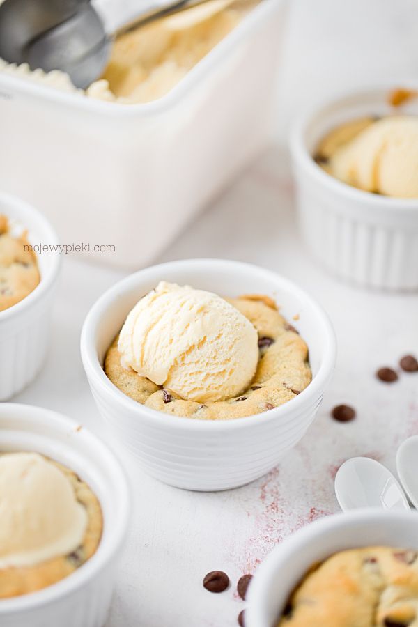 Lemon cream brandy snap baskets with fruit Moje wypieki