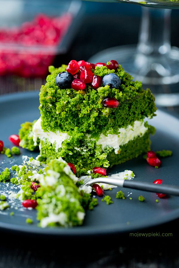 Forest moss cake
