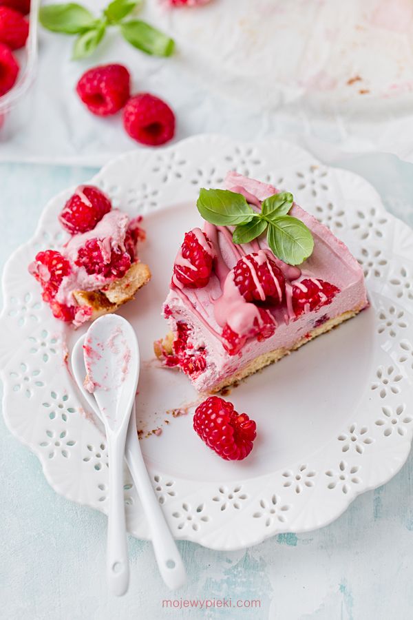 Ruby Chocolate Cheesecake - Sprinkle Bakes