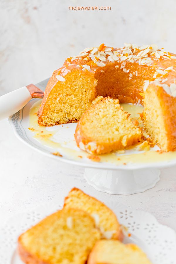 Babka_migdałowo_-_pomarańczowa_2 Babka migdałowo – pomarańczowa z białą czekoladą