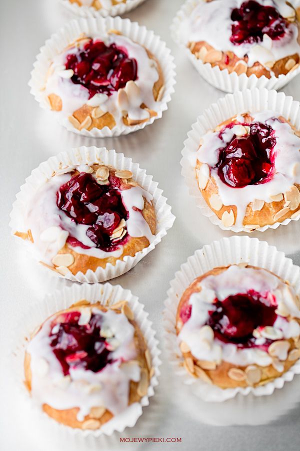 Brioszki z wiśniami Moje Wypieki