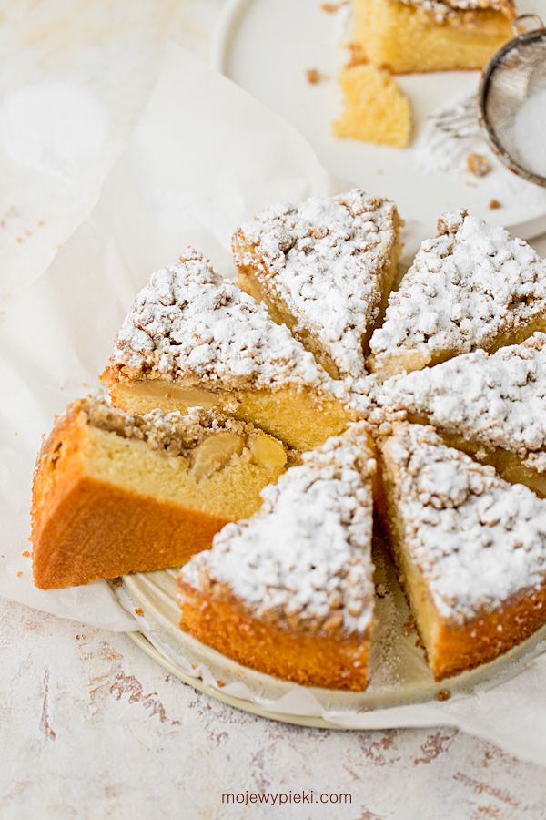 Ciasto_z_jabłkami_i_orzechową_kruszonką_1 Apple walnut crumb cake