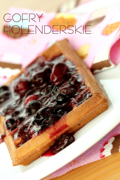 GOFRY_HOL_2 Gofry holenderskie z frużeliną z owoców leśnych