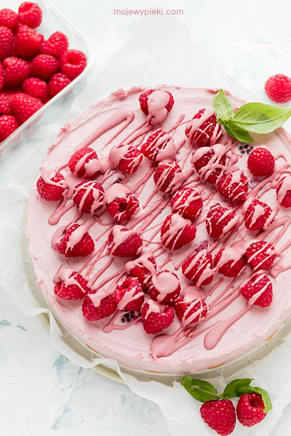 Sernik_malinowy_z_różową_czekoladą_1 No-bake raspberry cheesecake with ruby chocolate