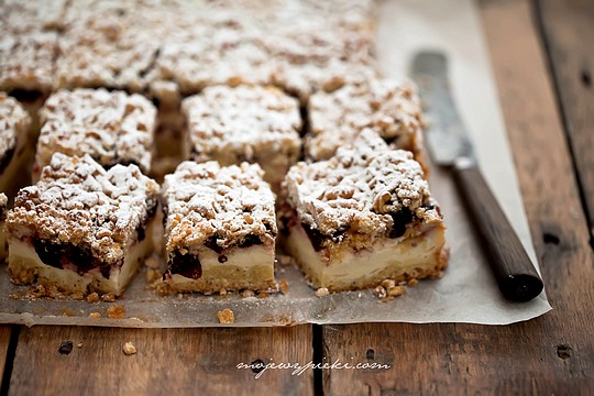 śmietanowiec Na Cieście Kruchym Z Wiśniami mojewypieki.com
