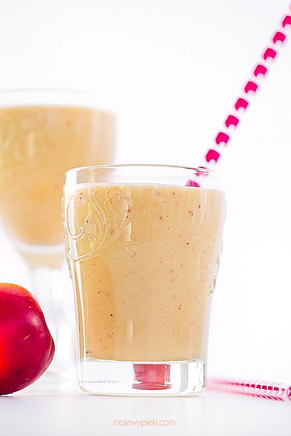 Smoothie_z_nektarynek_1 Smoothie z nektarynek na kefirze