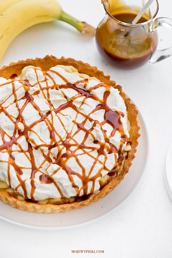 Tarta_z_bananami,_budyniem_i_solonym_karmelem_1 Tarta z bananami, budyniem i solonym karmelem