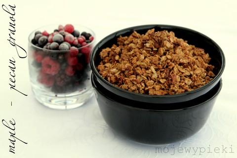 maple_pecan_granola_1 Granola klonowa z orzechami pekan