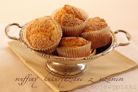 muffiny_kukurydziane_z_sezamem_1 Muffiny kukurydziane z sezamem