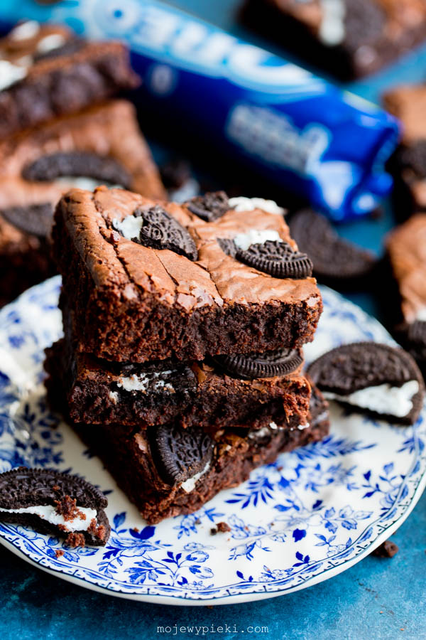 Brownie z ciastkami Oreo